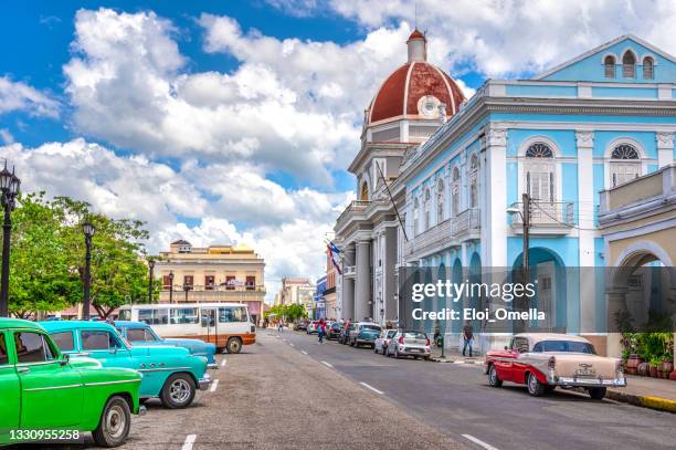 ayuntamiento-en-cienfuegos-cuba